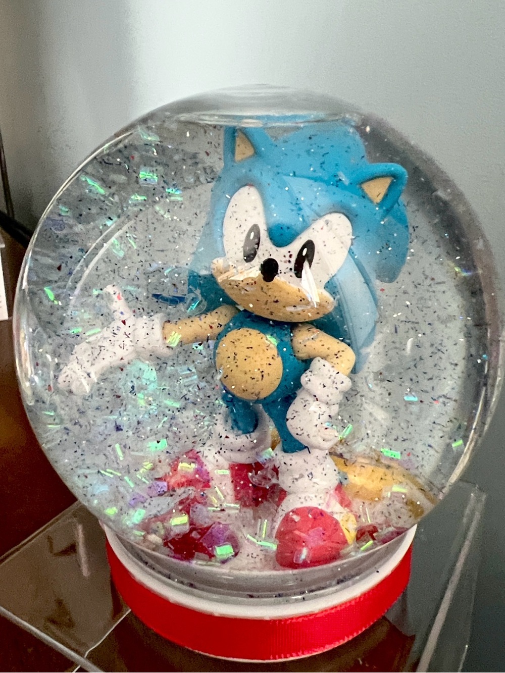 Sonic The Hedgehog Snow Globe Figure